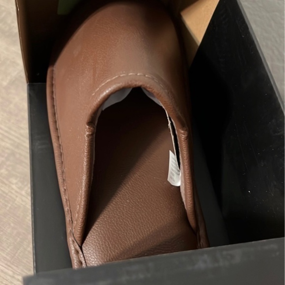 New INC‎ International Concepts Men's Slippers brown size small range 6-7 - Picture 4 of 10